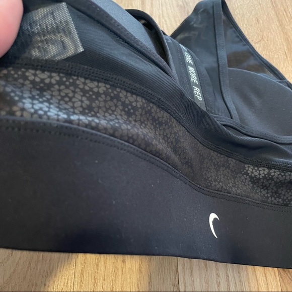 NEW Zyia ALL STAR BRA Black Flower size Medium.  Without Tags. High Impact style - Picture 2 of 6